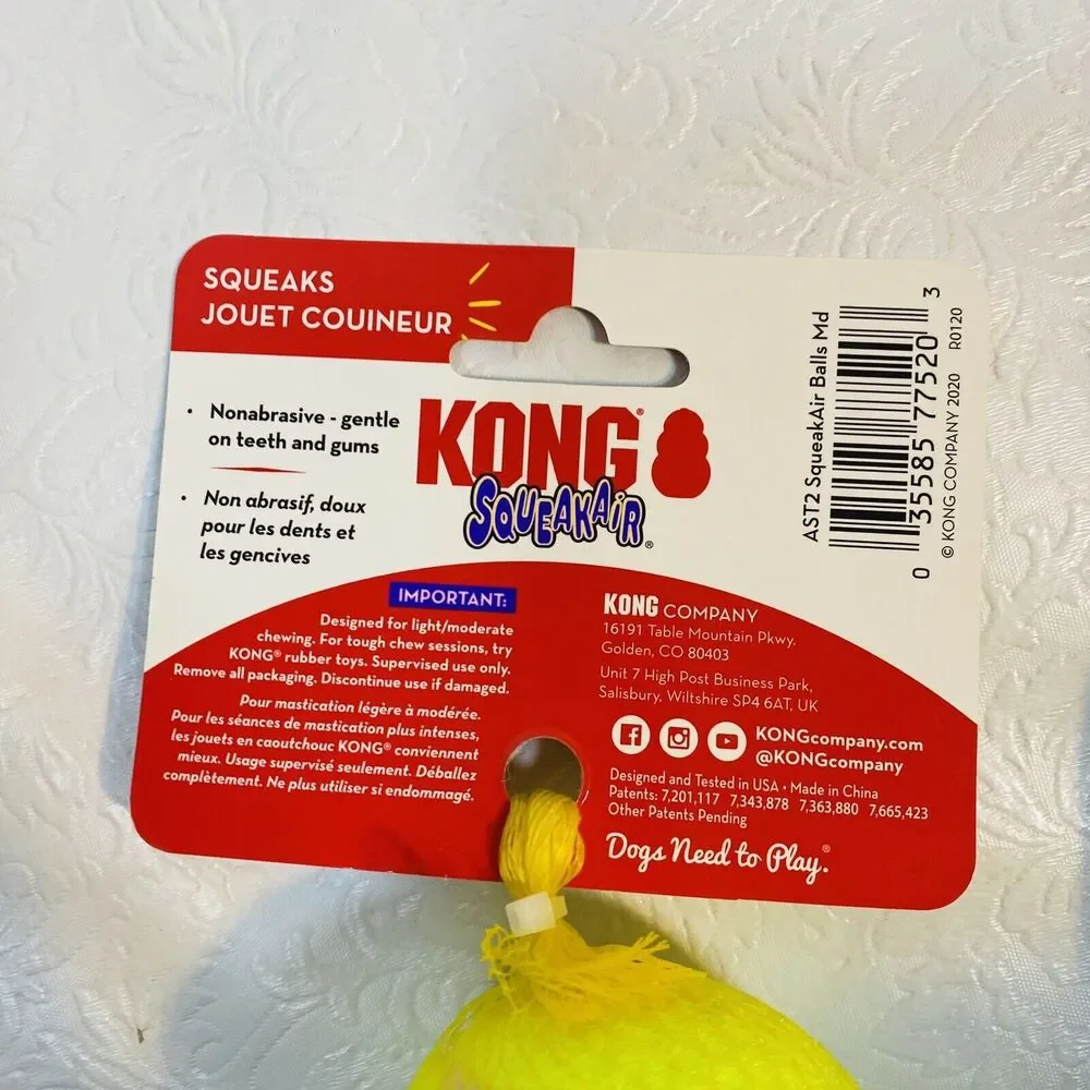 LOT Dog Toys Chuckit Ultra and Kong SqueakAir Balls